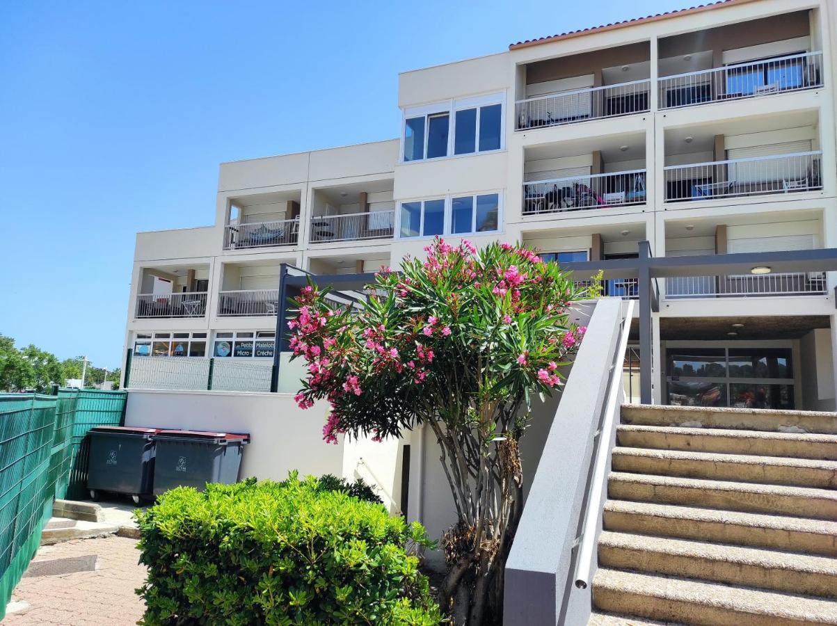 Port Studio Piscine, Parking, Prive,Navette Aeroport Agde Bagian luar foto